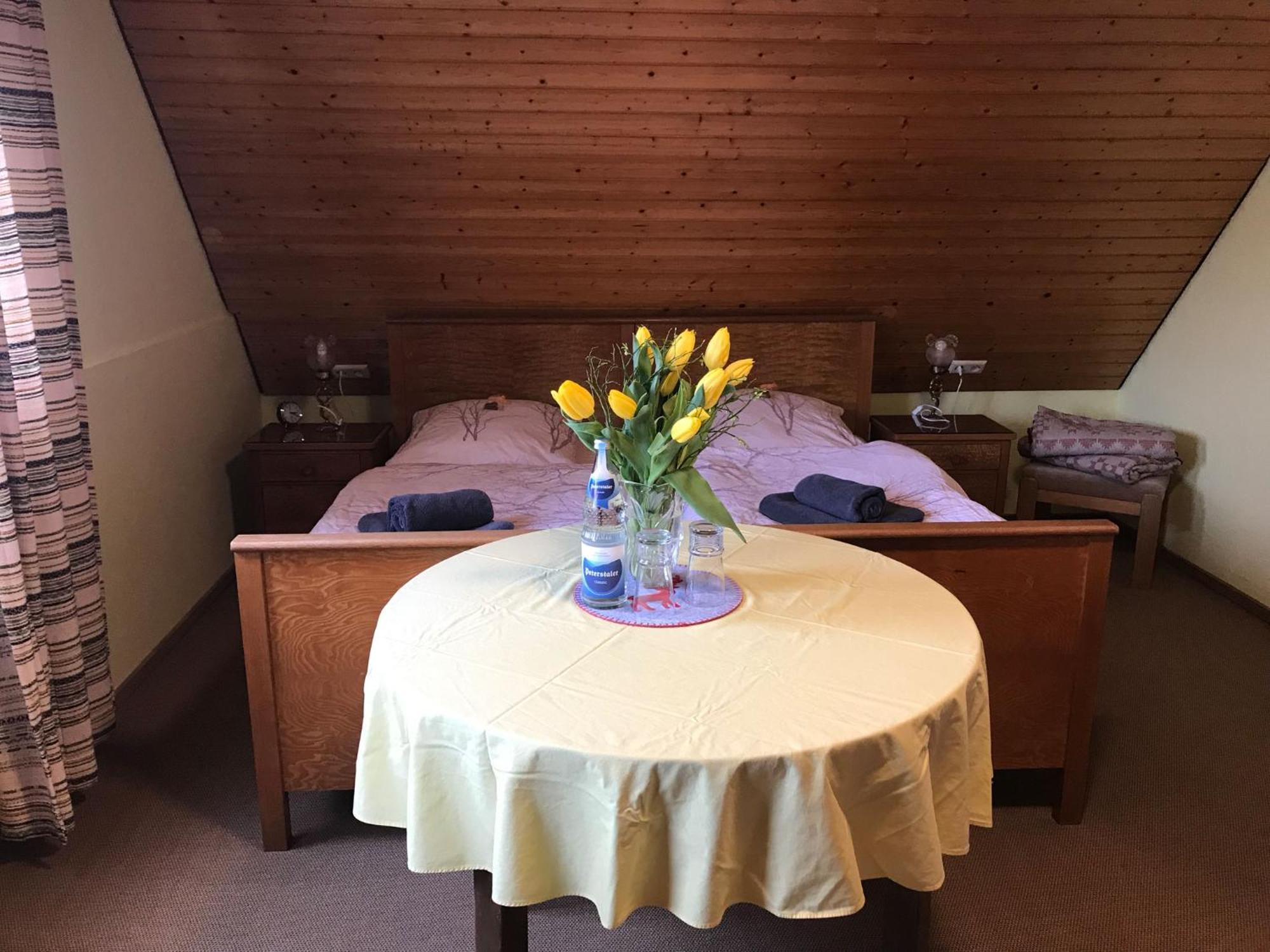 Retro Ferienwohnung Mit Schlossblick Im Nordschwarzwald Altensteig Ngoại thất bức ảnh